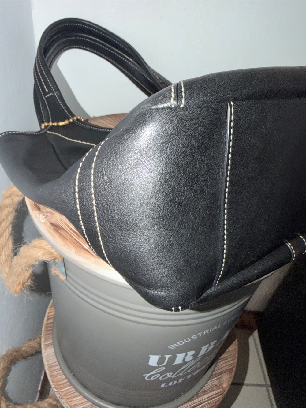 Coach Y2K ERGO LEGACY Black Leather Tote - Picture 8 of 15